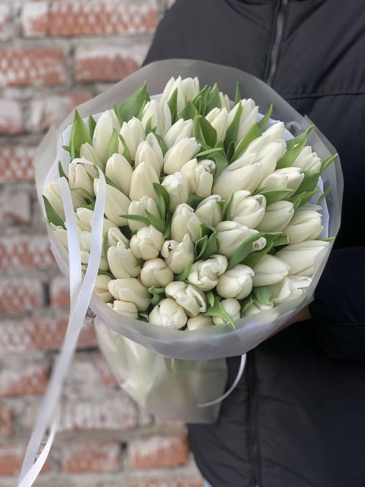 Белое прикосновение весны