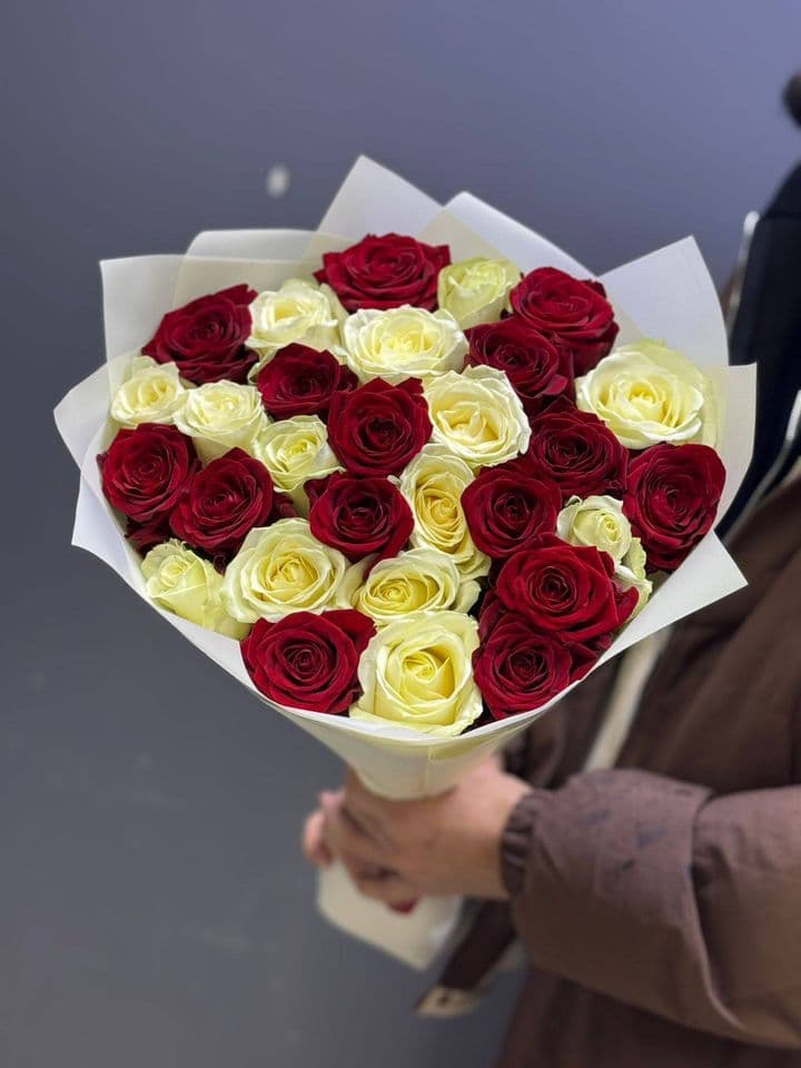 Контраст страсти | 31 роза