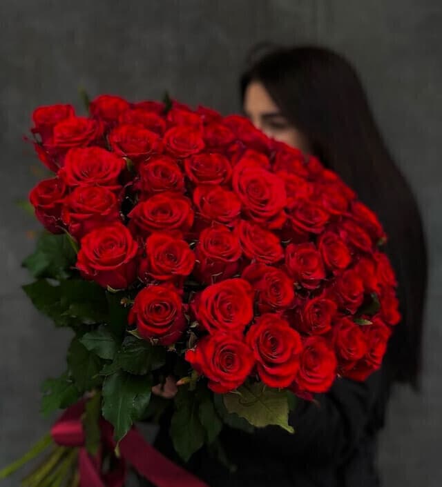 Сердце пылает | 49 роз